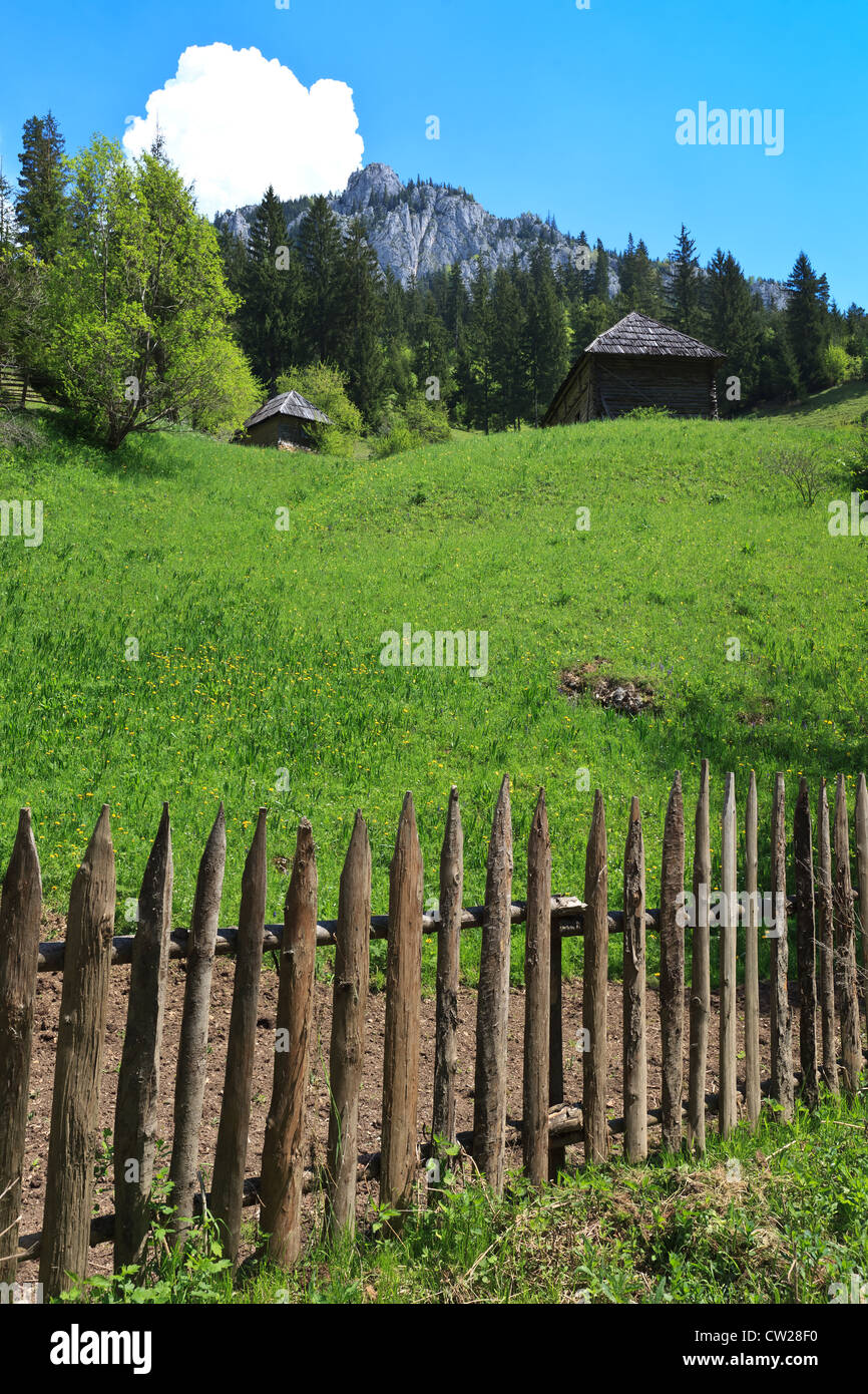 Wooden fence field hi-res stock photography and images - Alamy