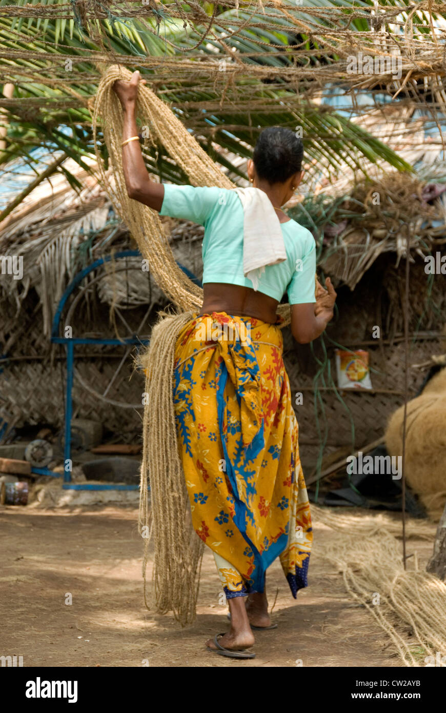 Keralite Woman Spinning Out Cord Made Out Of Coir Coconut Product Alappuzha Kerala Stock 