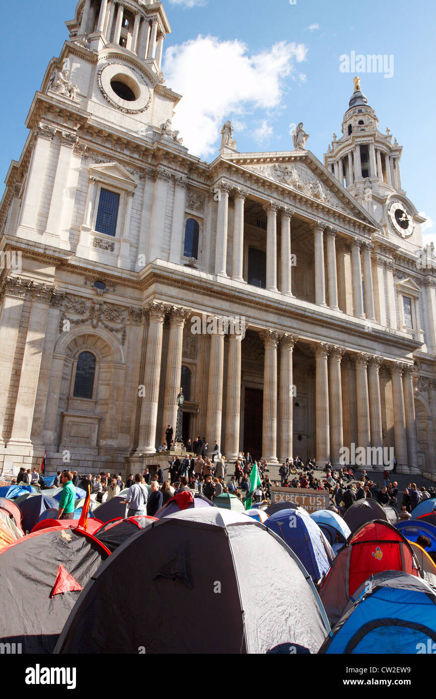 Tents surround St Pauls Cathedral during Occupy London protest against global capitalism Stock Photo