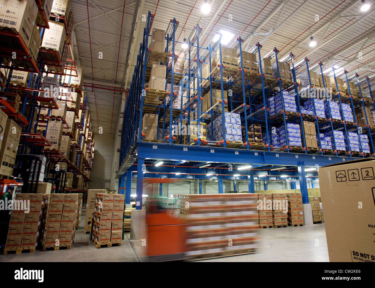 High-bay warehouse logistics Bermes Stock Photo