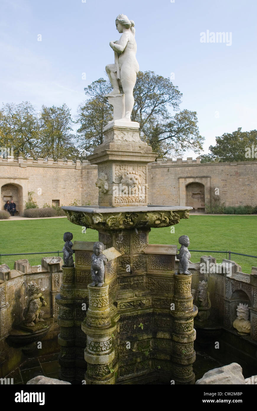 Little Castle Venus Fountain and Inner Courtyard Garden, Bolsover ...