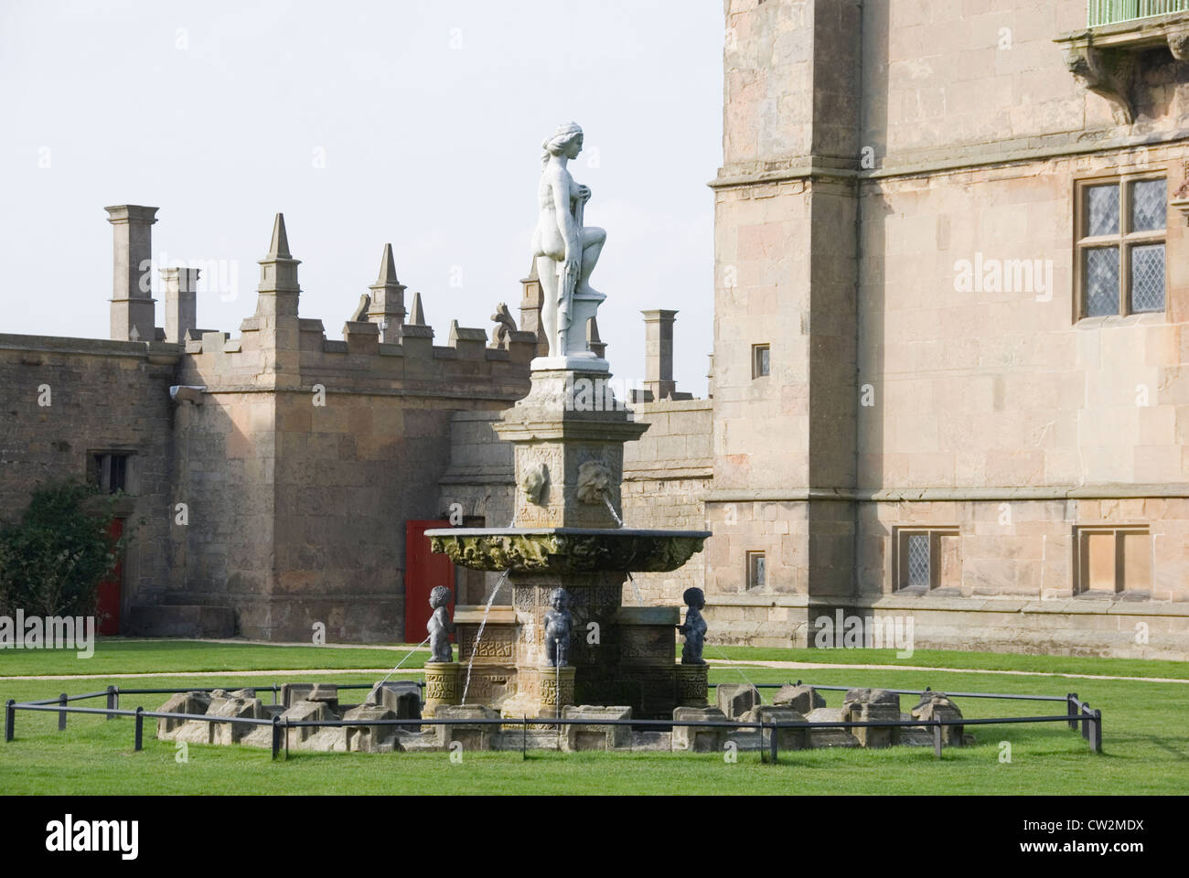 Little Castle Venus Fountain and Inner Courtyard Garden, Bolsover ...