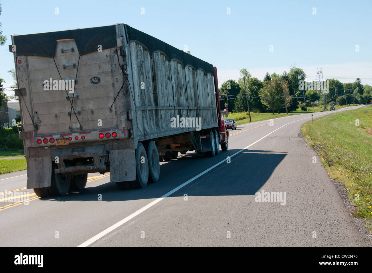 Produce Truck Highway High Resolution Stock Photography and Images Alamy