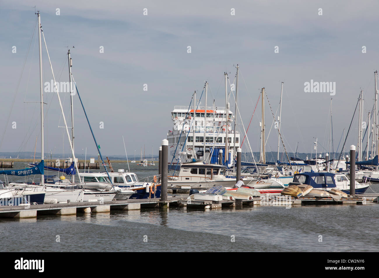 Lymington to yarmouth hi-res stock photography and images - Alamy