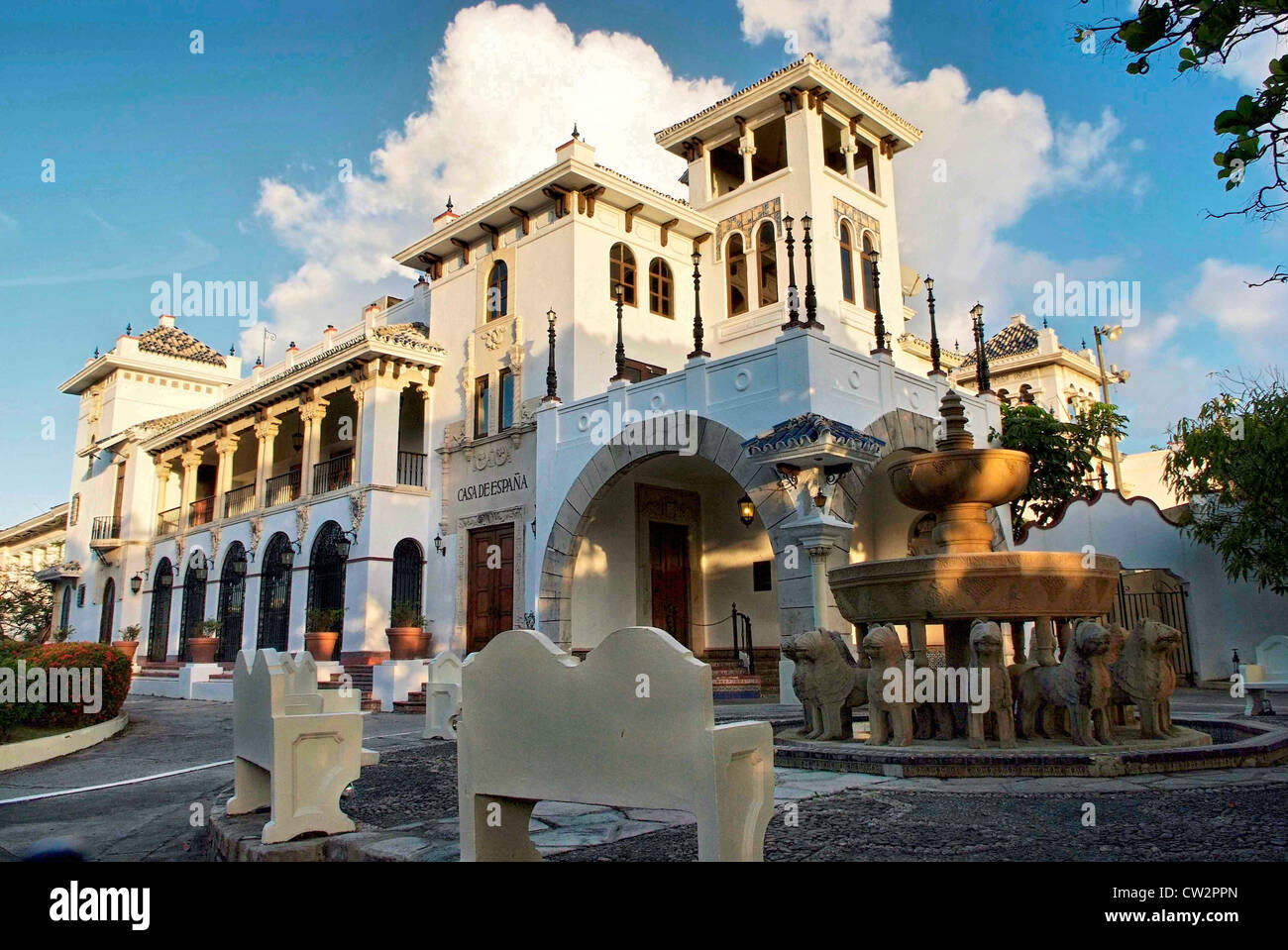 PUERTO RICO - SAN JUAN - The Old Town - The Casa de Espana Stock Photo -  Alamy