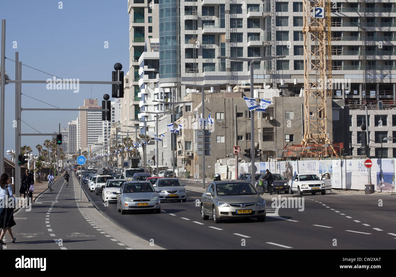 Bicycle path and traffic on Retsif Herbert Samuel Street, Tel Aviv, Israel Stock Photo