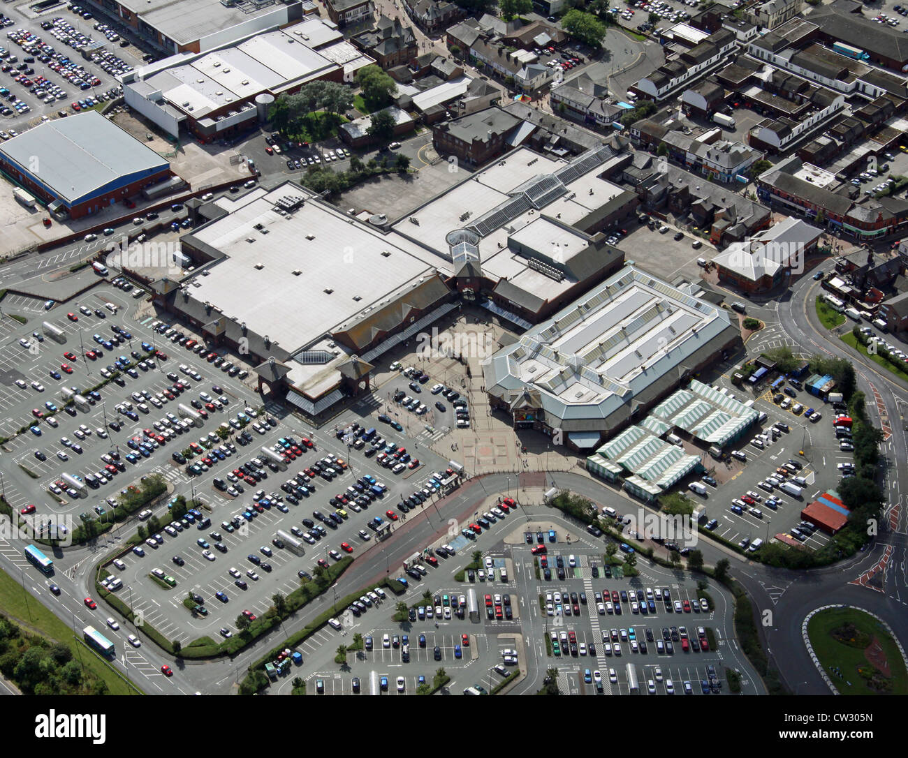 aerial view of Greenoaks Shopping Centre, Widnes, Cheshire Stock Photo
