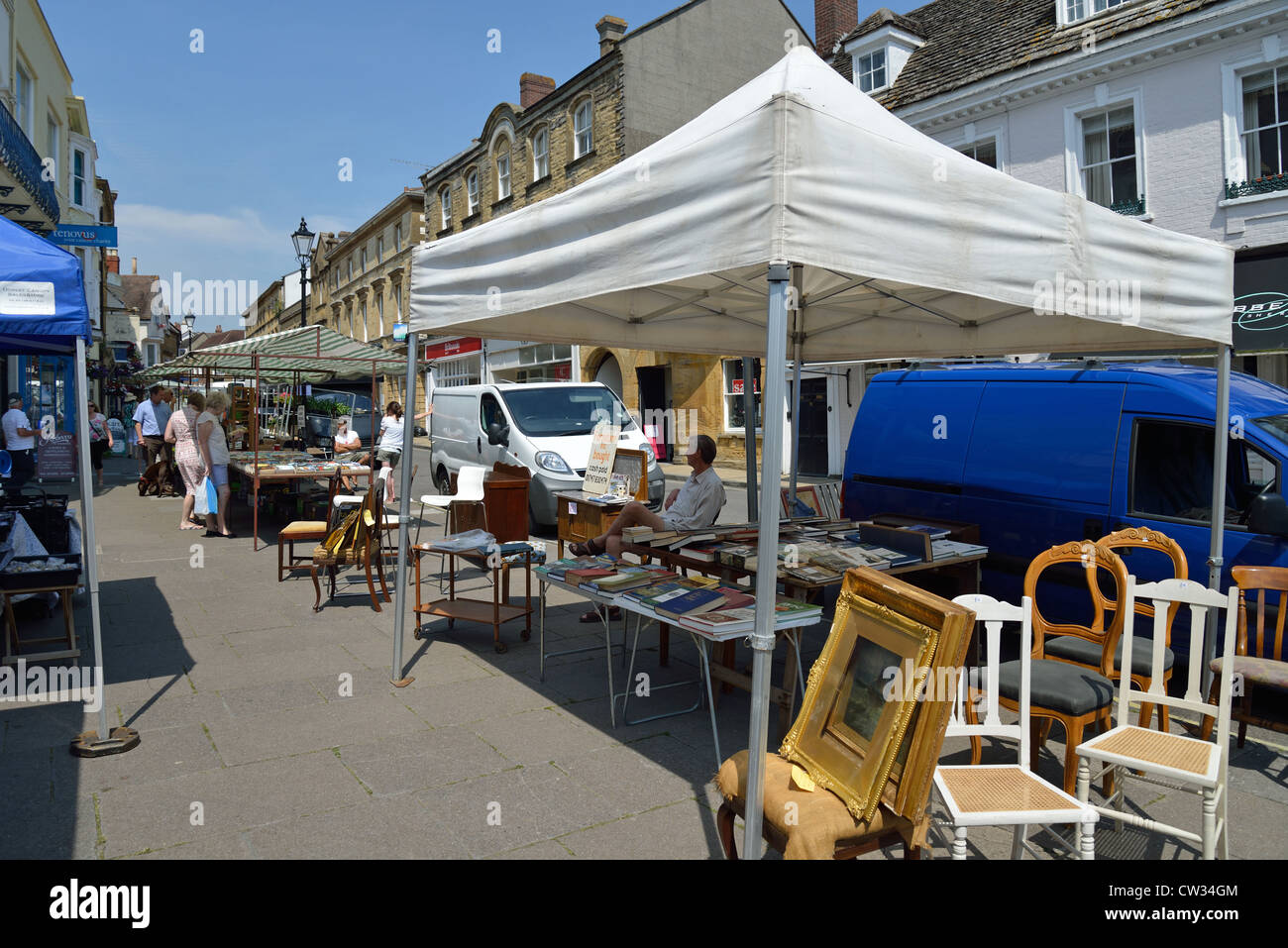 Outdoor street market, Cheap Street, Sherborne, Dorset, England, United