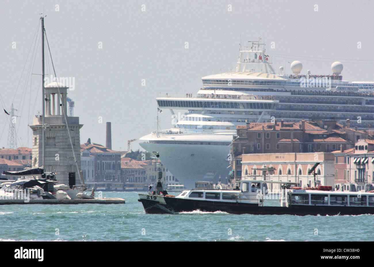 Crown Princess Cruise Ship High Resolution Stock Photography and Images ...