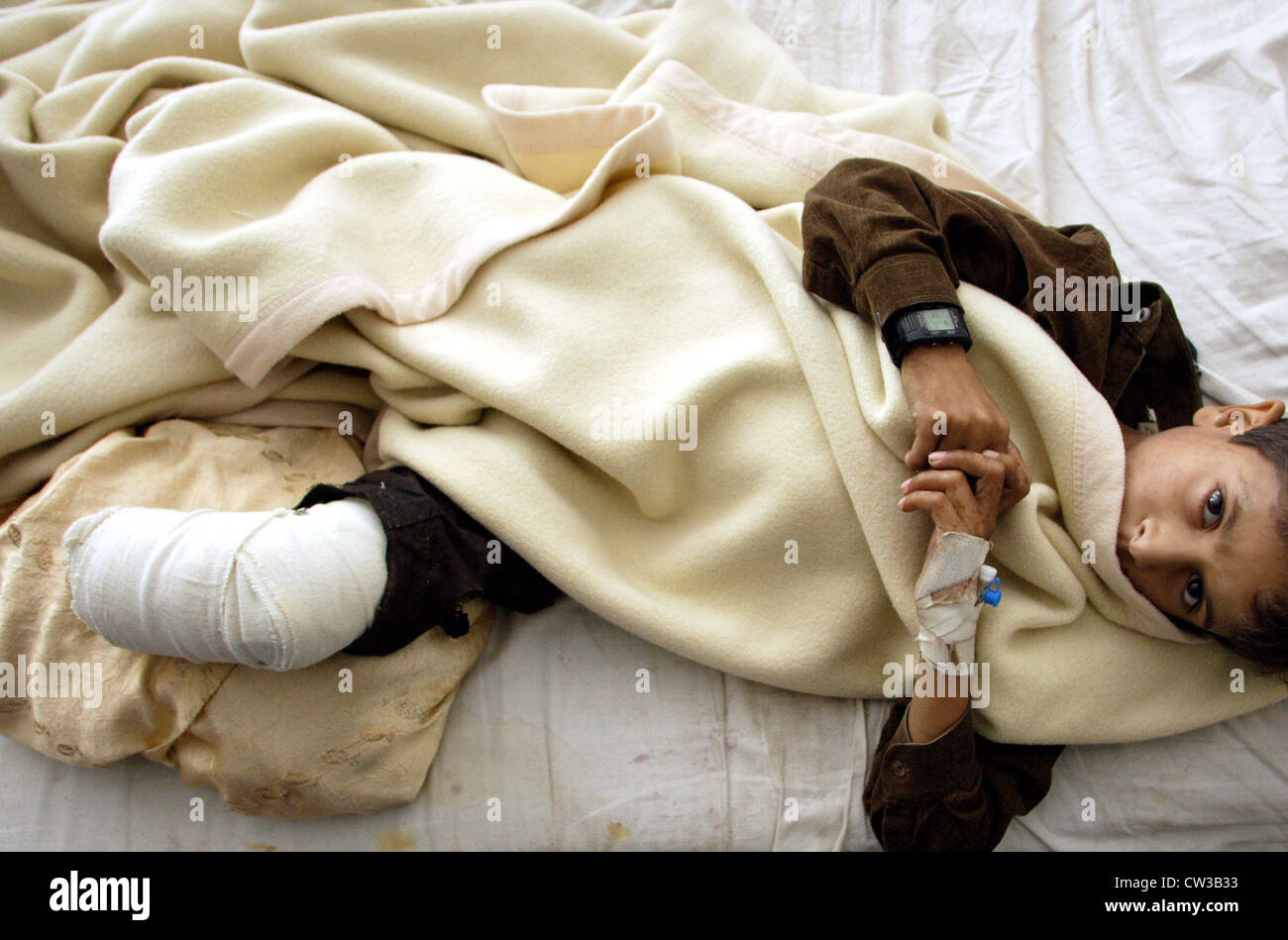 Earthquake victims in Muzaffarabad Hospital Stock Photo