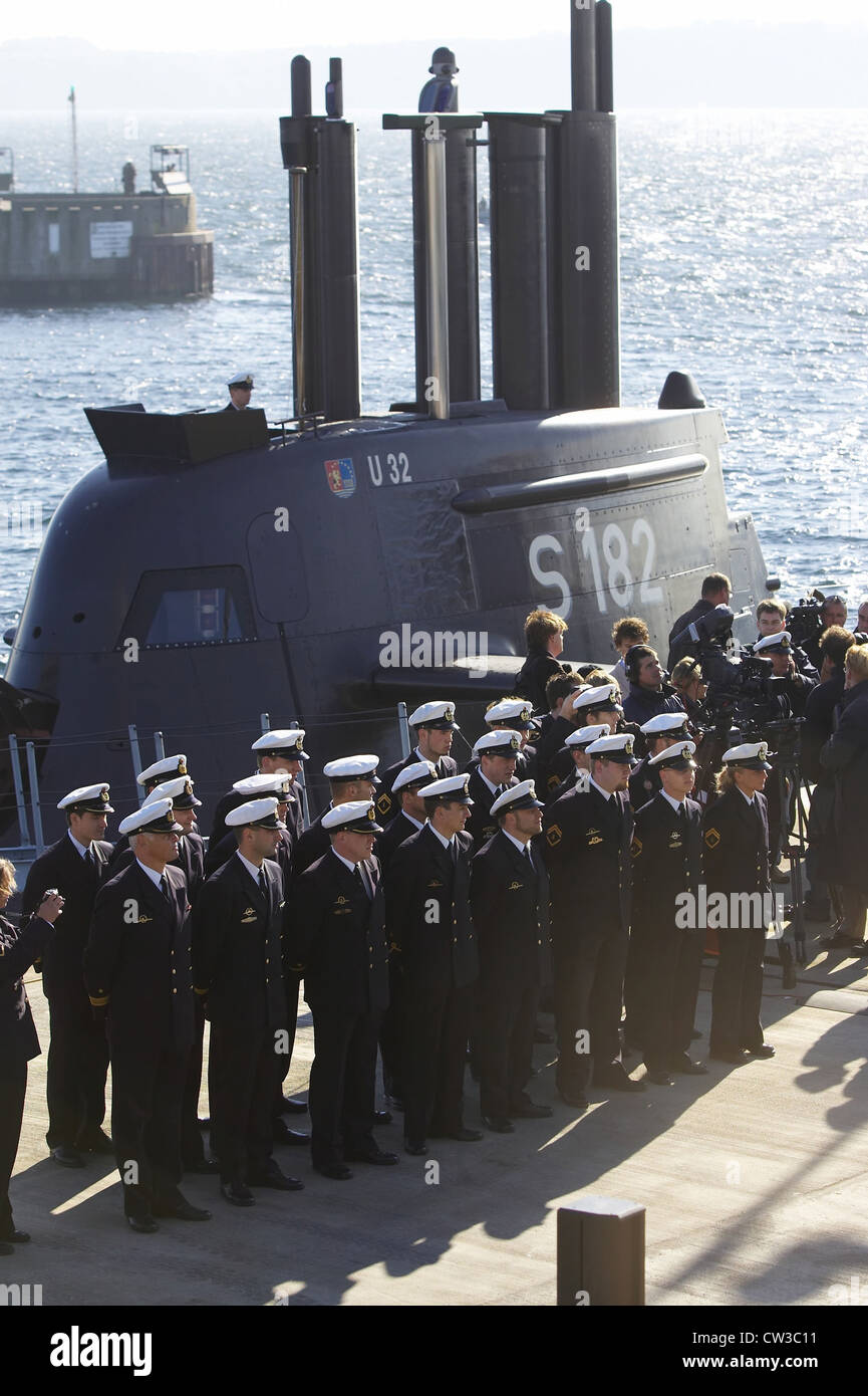 Commissioned Fuel Cell Submarines U31 And U32 Stock Photo Alamy Commissioned Fuel Cell Submarines U31 And U32 Stock Photo Alamy