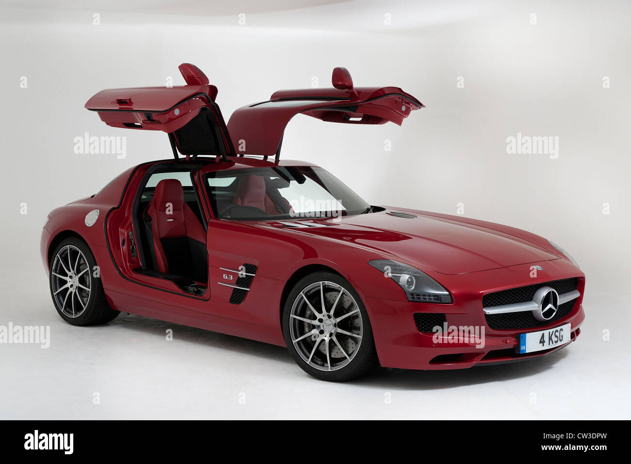 Mercedes benz sls 6 3 amg hi-res stock photography and images - Alamy
