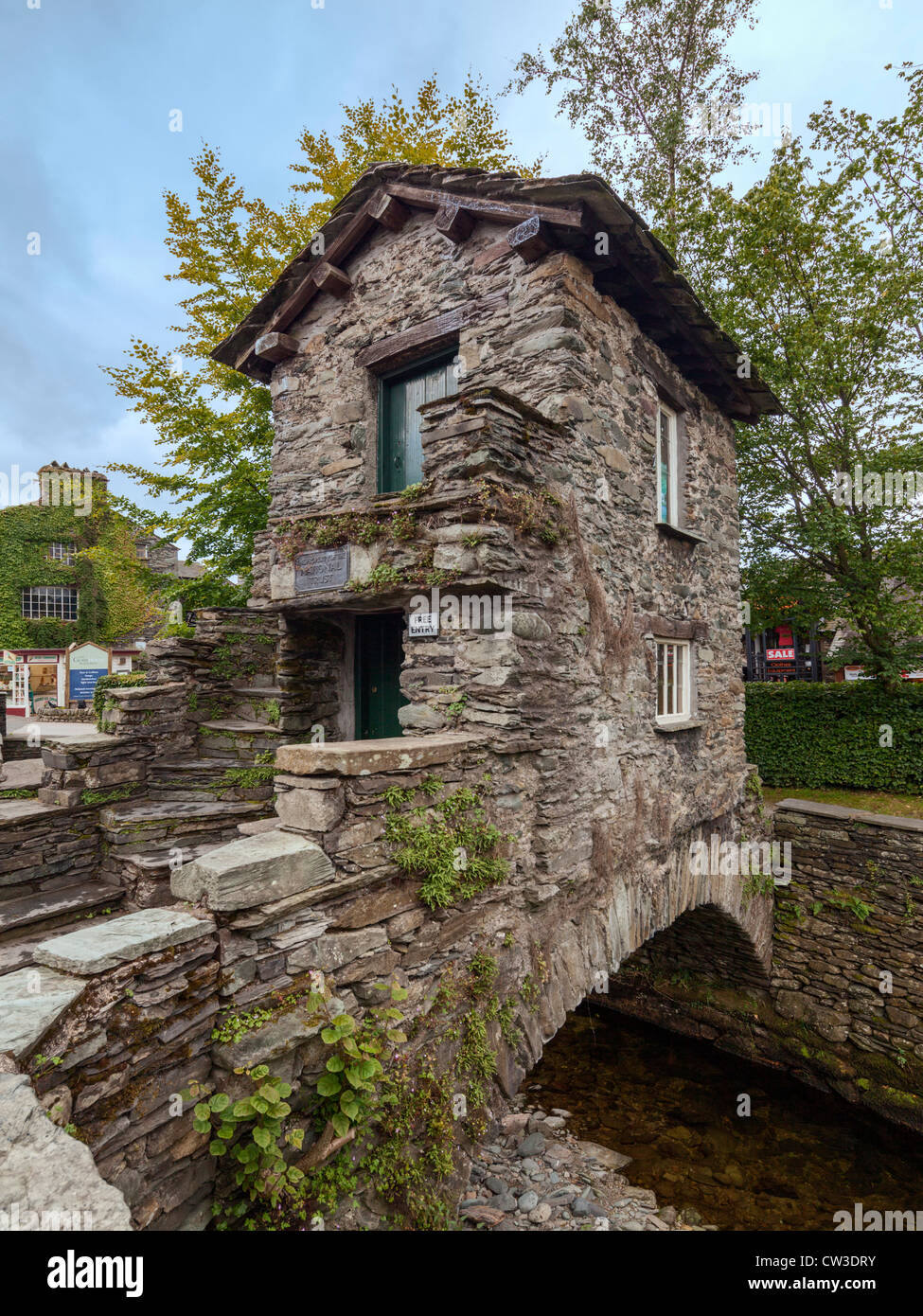 Ambleside bridge house hi-res stock photography and images - Alamy