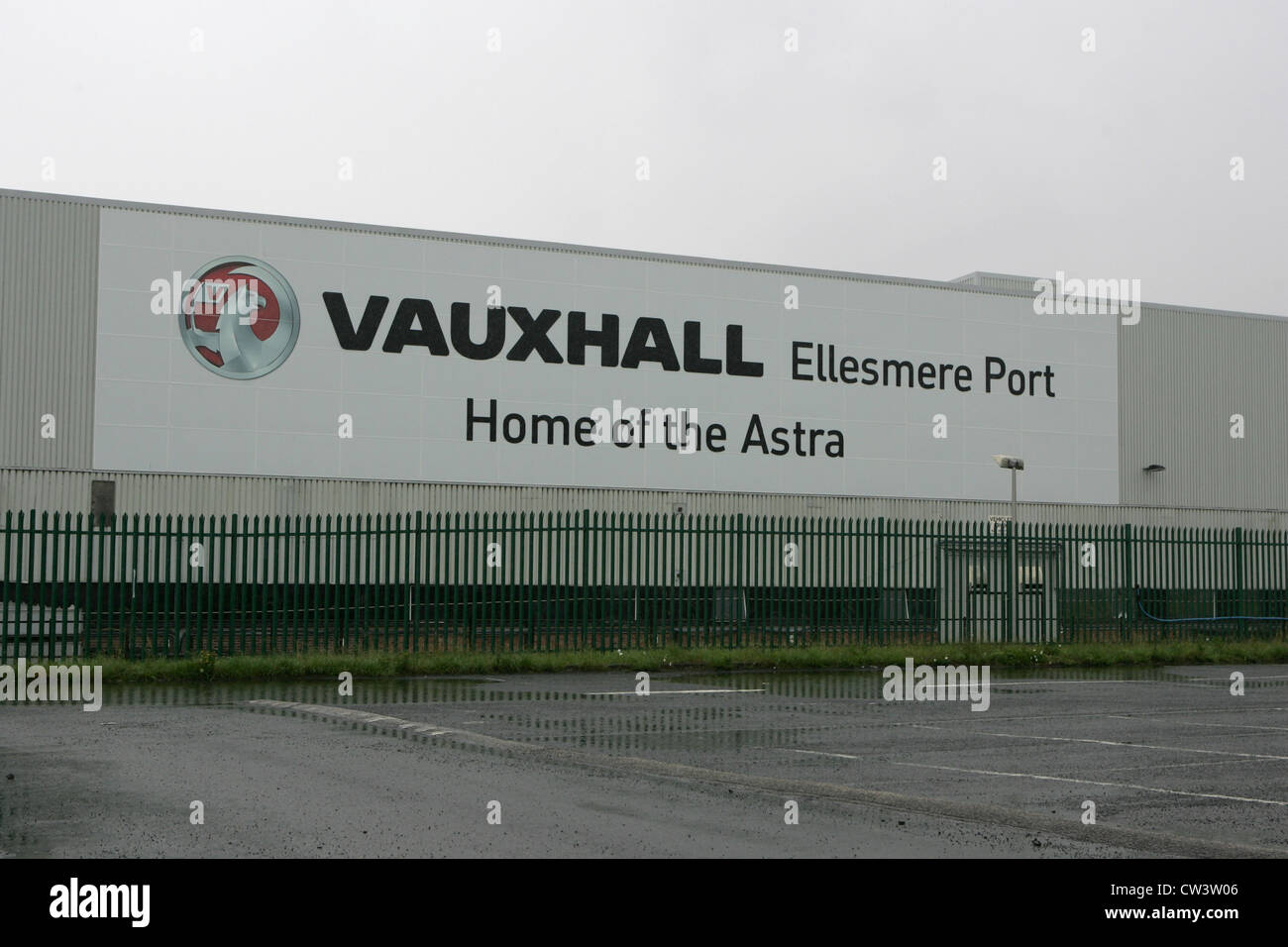 vauxhall ellesmere port factory july 2012 Stock Photo
