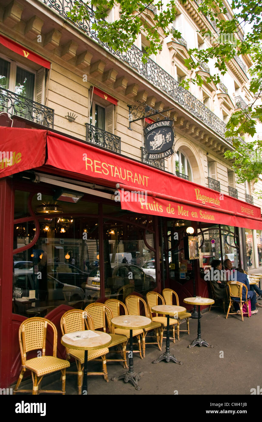 Parisian restaurant Vangenande in 6th sixth Arrondisement on Boulevard St Germain an historic brasserie Stock Photo