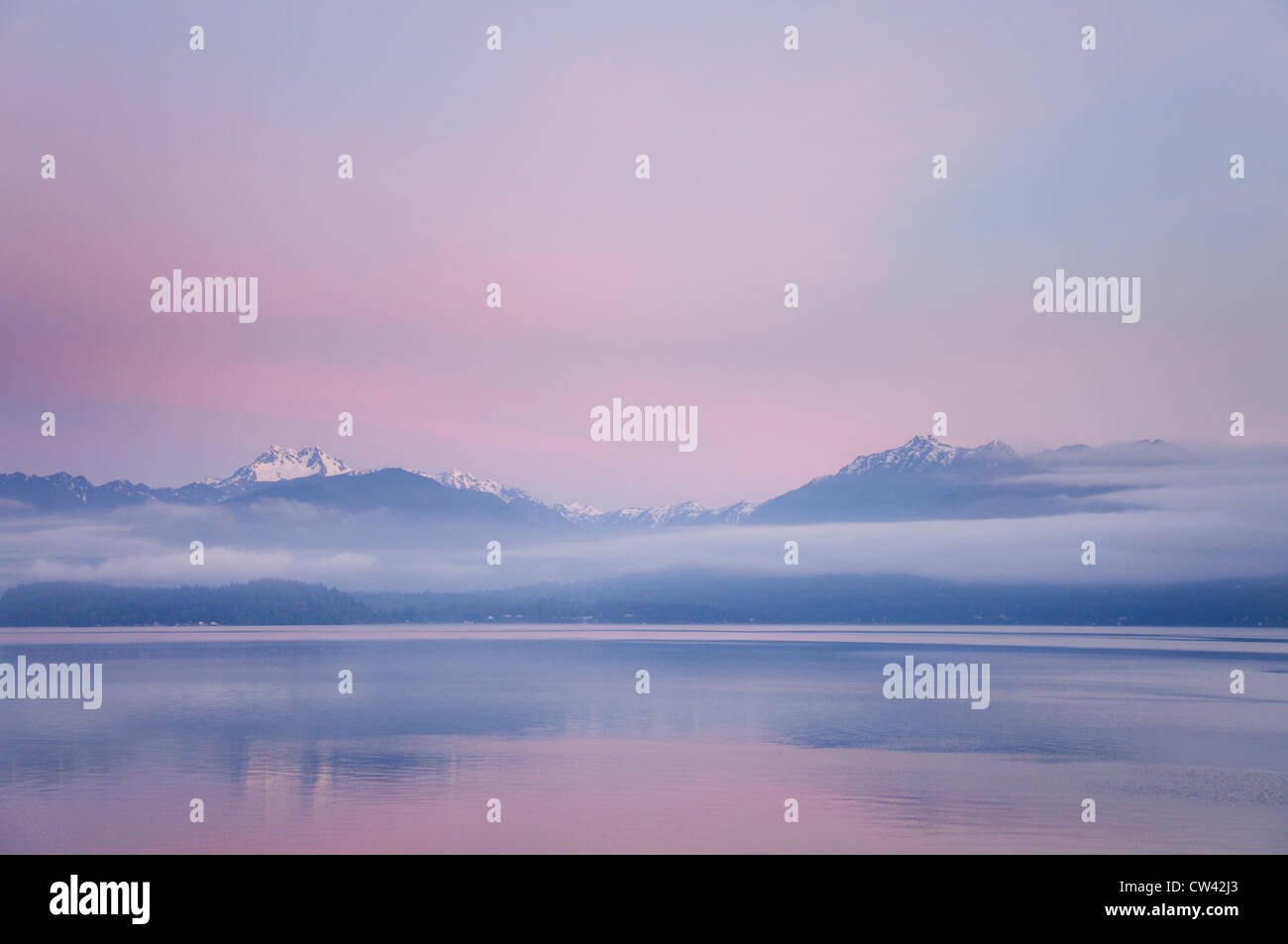 USA, Washington, Seabeck, Hood Canal, The Brothers, Olympic Mountains ...