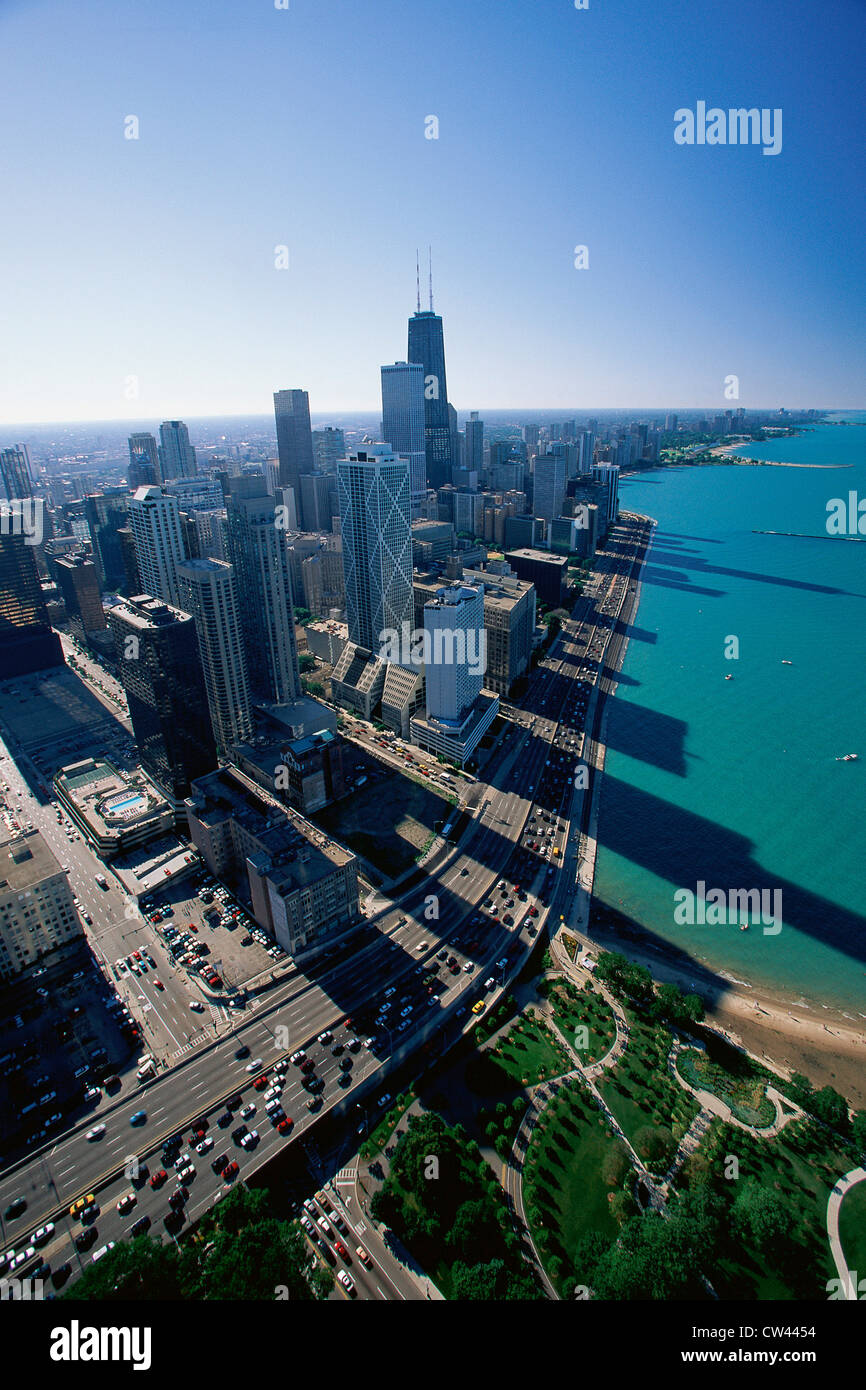 Aerial view of Chicago and Lake Michigan Stock Photo - Alamy