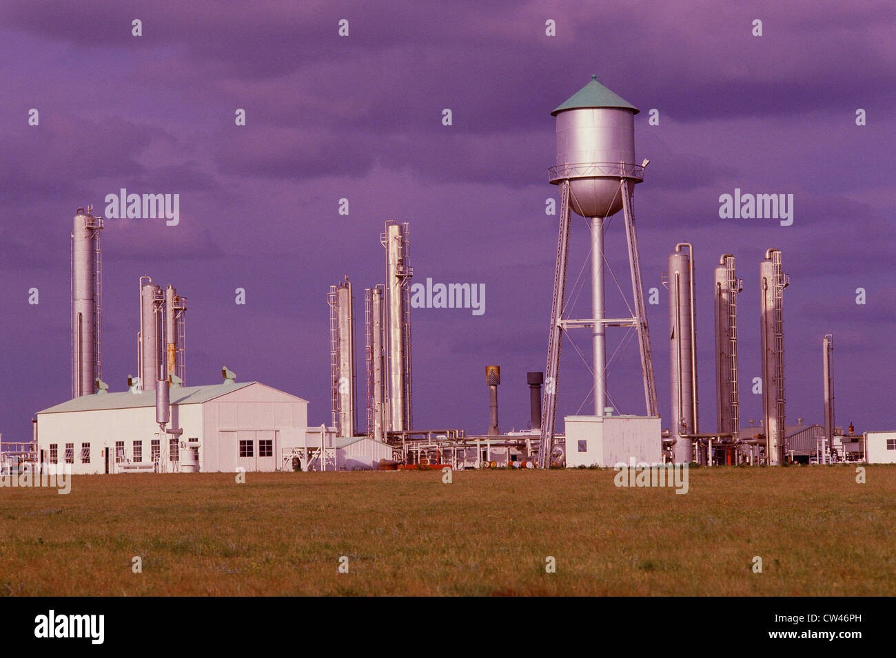 Oil refinery, Tyrone, Oklahoma Stock Photo Alamy