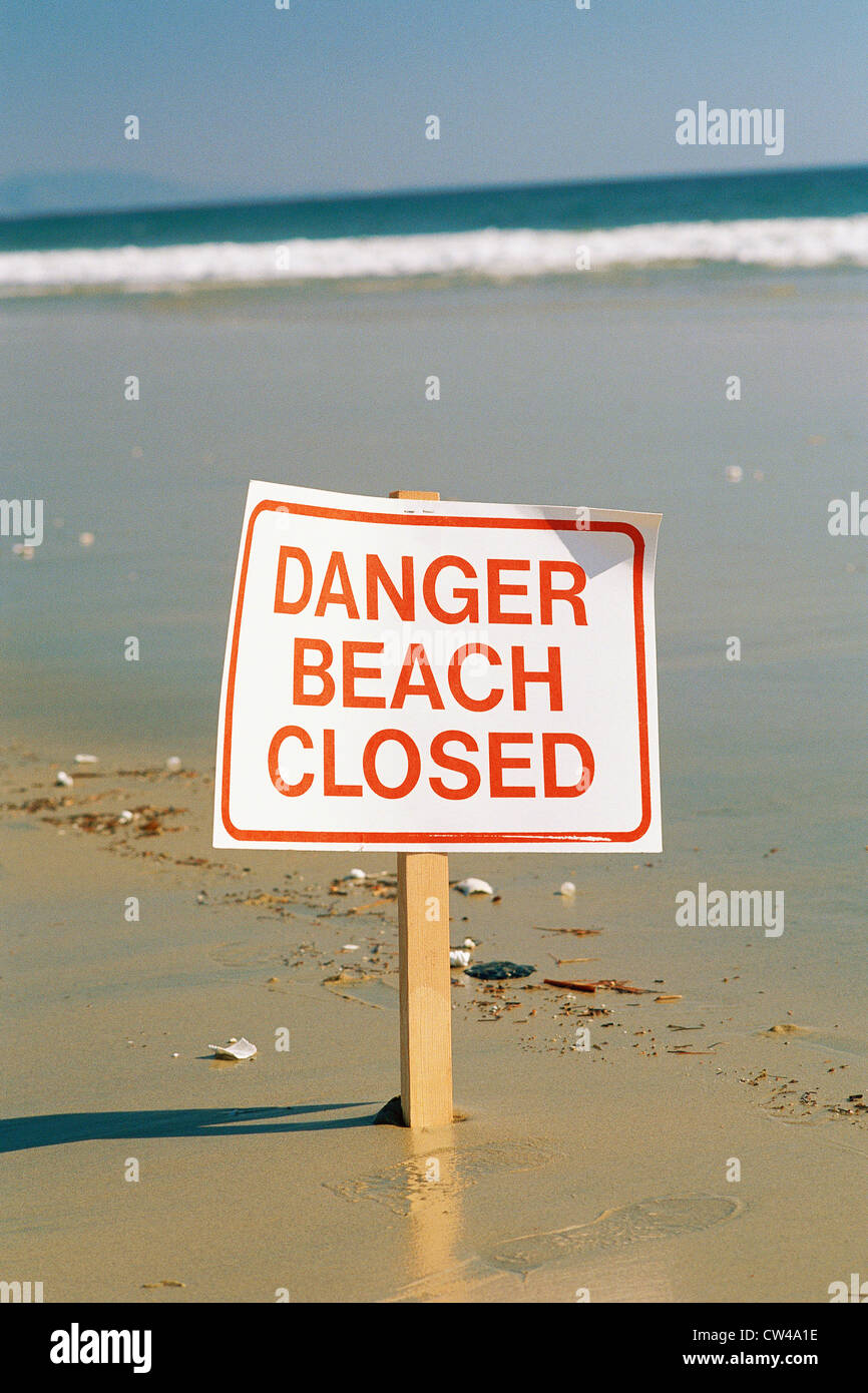 Danger beach closed sign Stock Photo Alamy