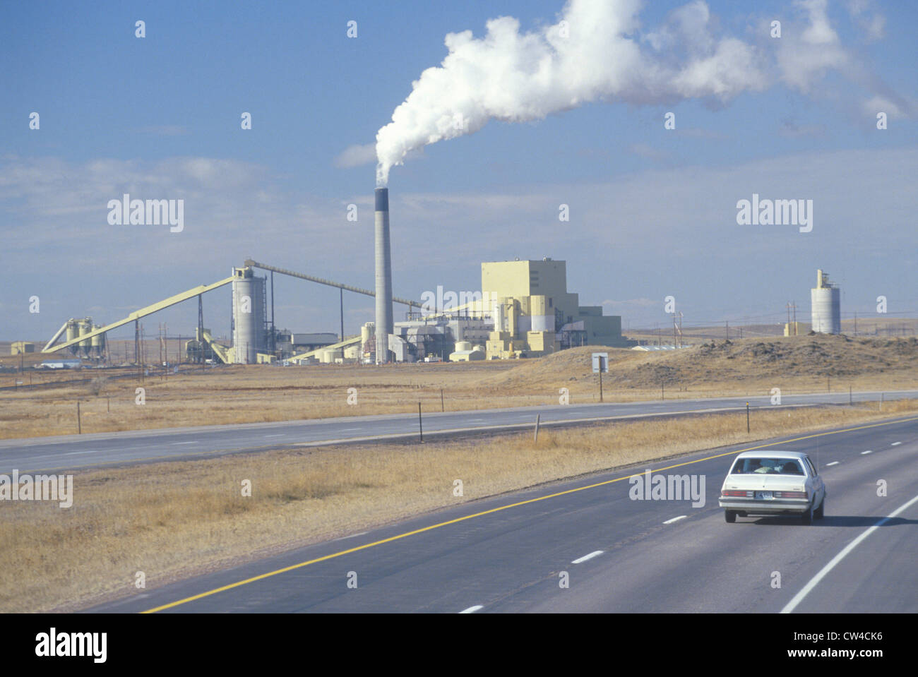 America's largest aircooled steamelectric power plant in Wyodak