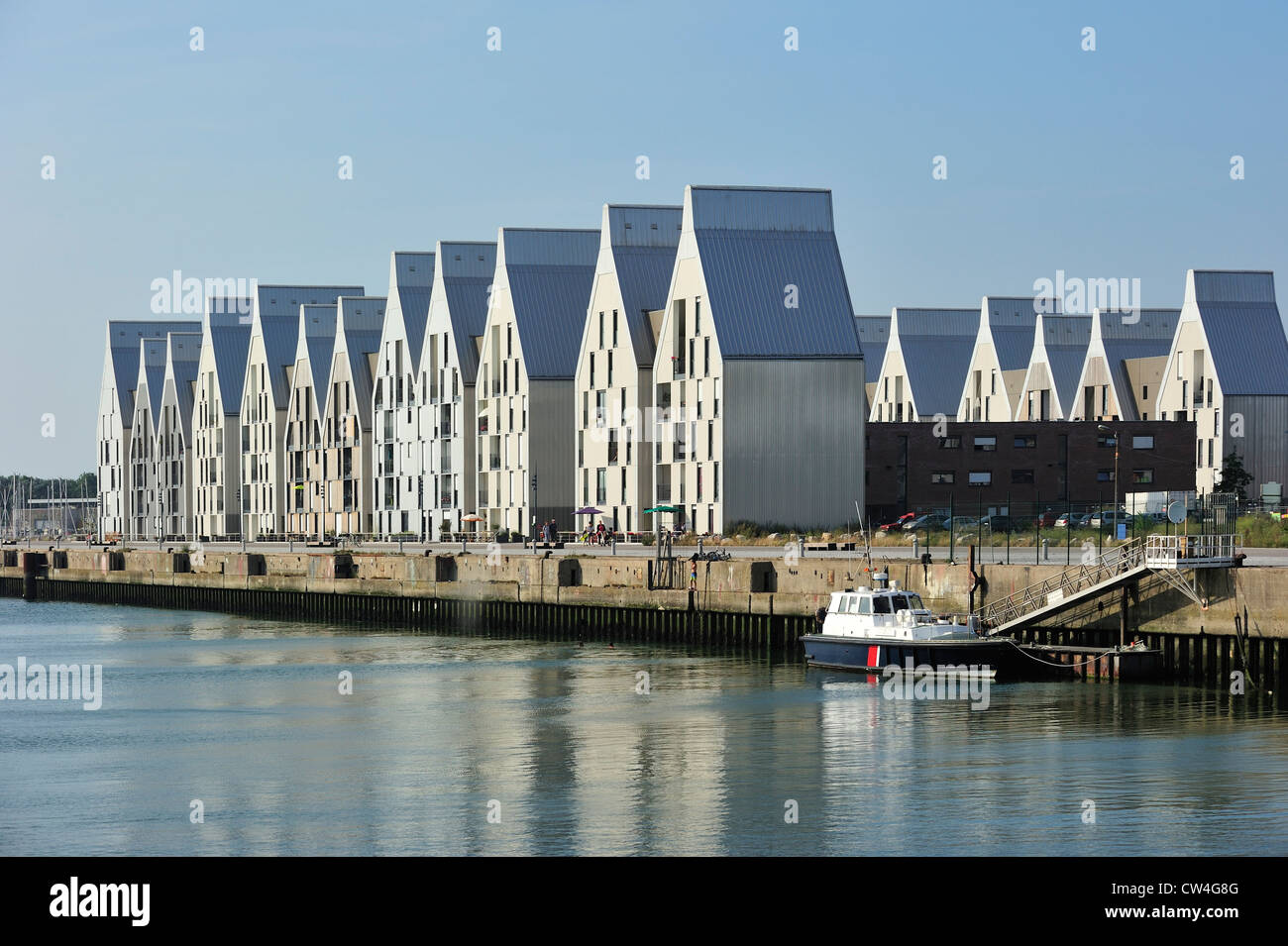 Modern flats along the harbour quay at Dunkirk / Dunkerque, Nord-Pas-de-Calais, France Stock Photo