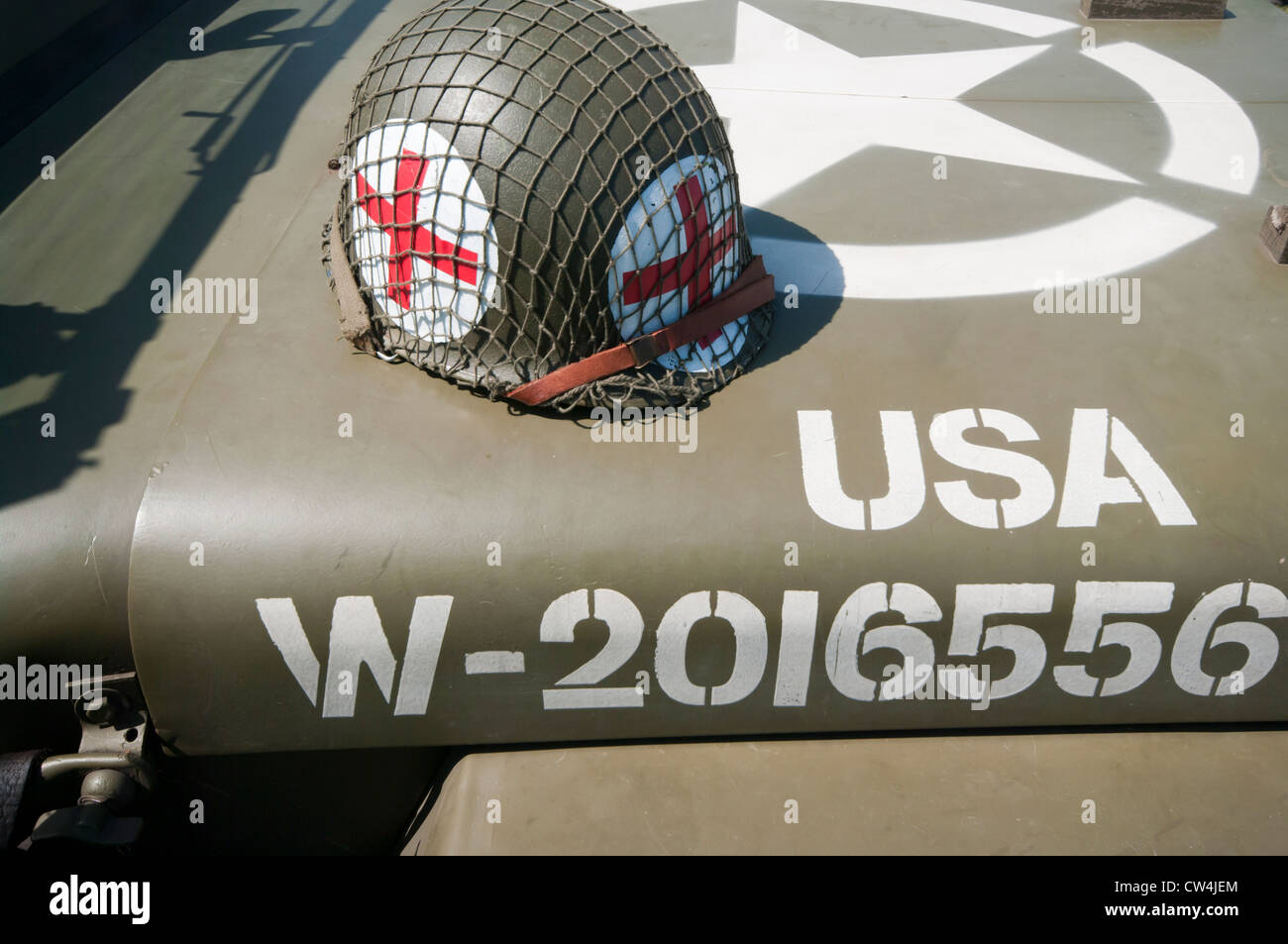 Us army helmet hi-res stock photography and images - Alamy