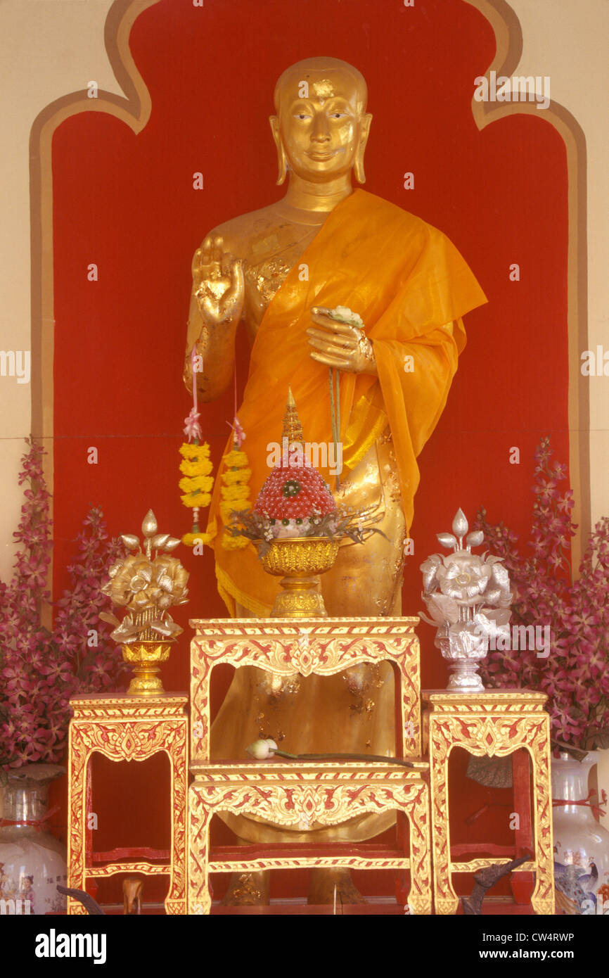 Buddhist Temple in Bangkok, Thailand Stock Photo - Alamy
