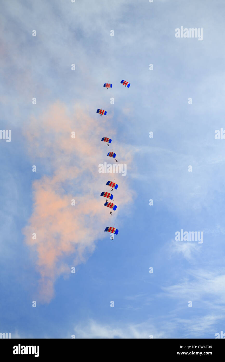 Skydivers in stacked formation at Bristol Ballon Fiesta Stock Photo