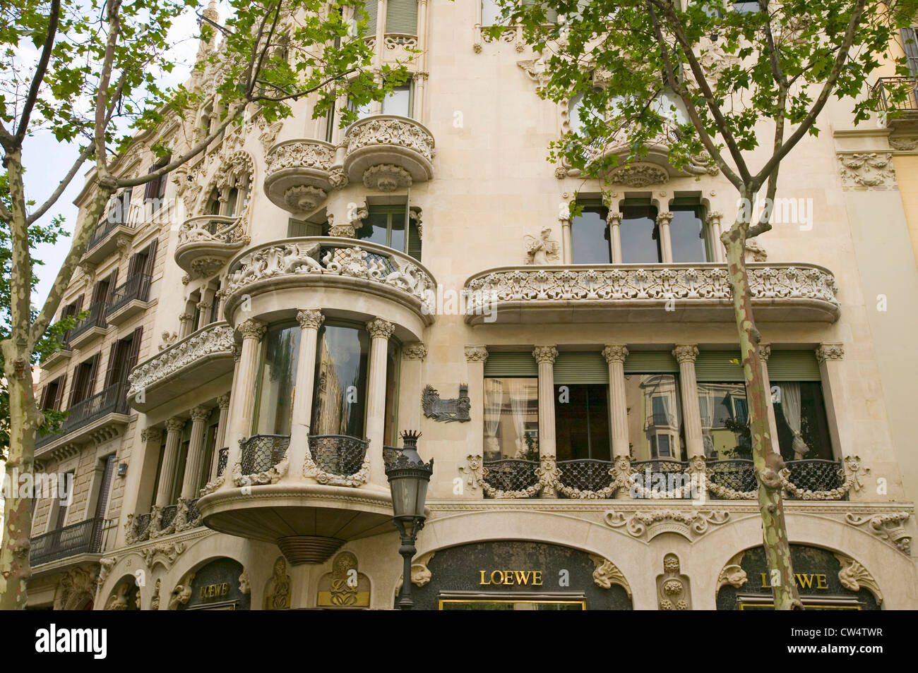 Gaudi's Stone Quarry Building: An Engineering Marvel in the Heart of ...