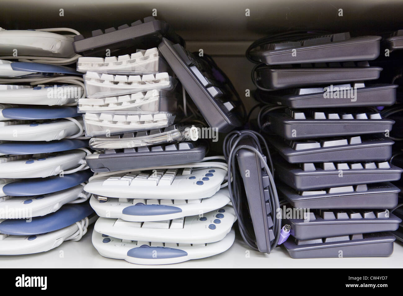 Keyboards recycling hi-res stock photography and images - Alamy