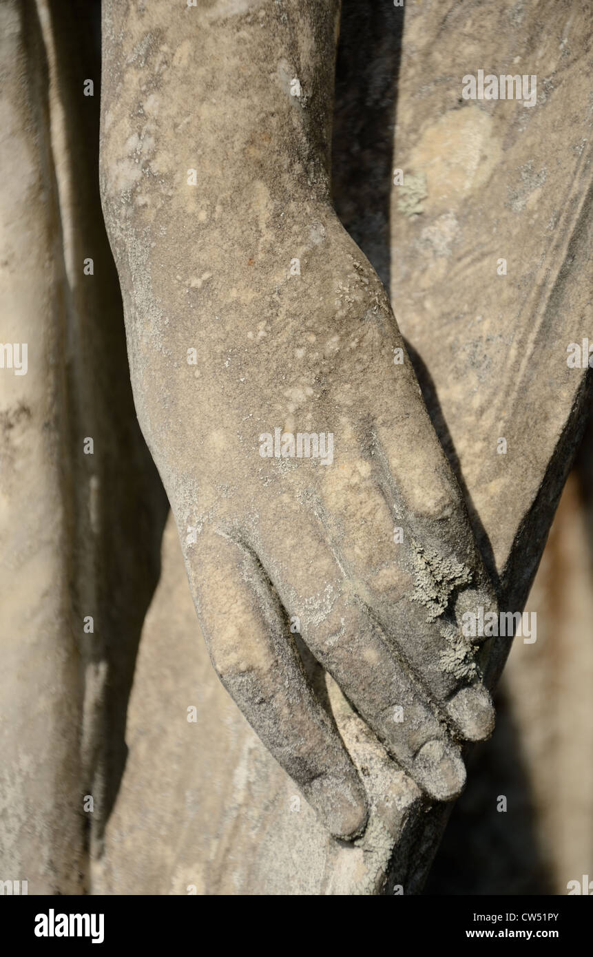 Concrete statue hires stock photography and images Alamy