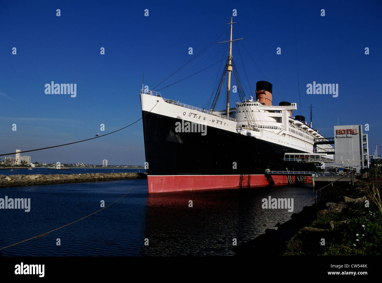 Queen Mary ship docked at Long Beach, California, USA Stock Photo Alamy