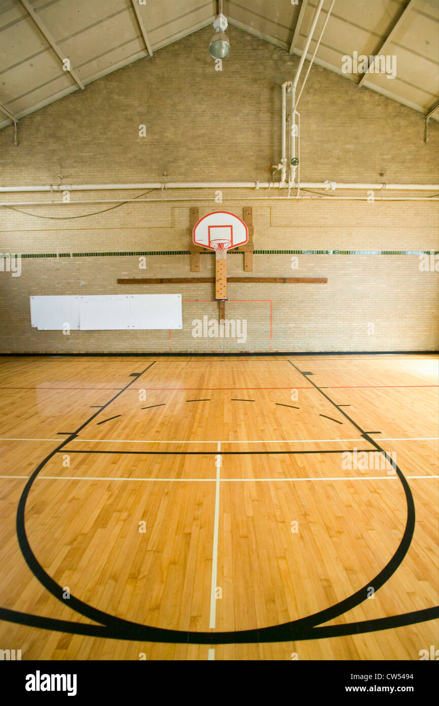 High school basketball court and ''head of key'' at Webster Groves High School in Webster Groves, Missouri Stock Photo