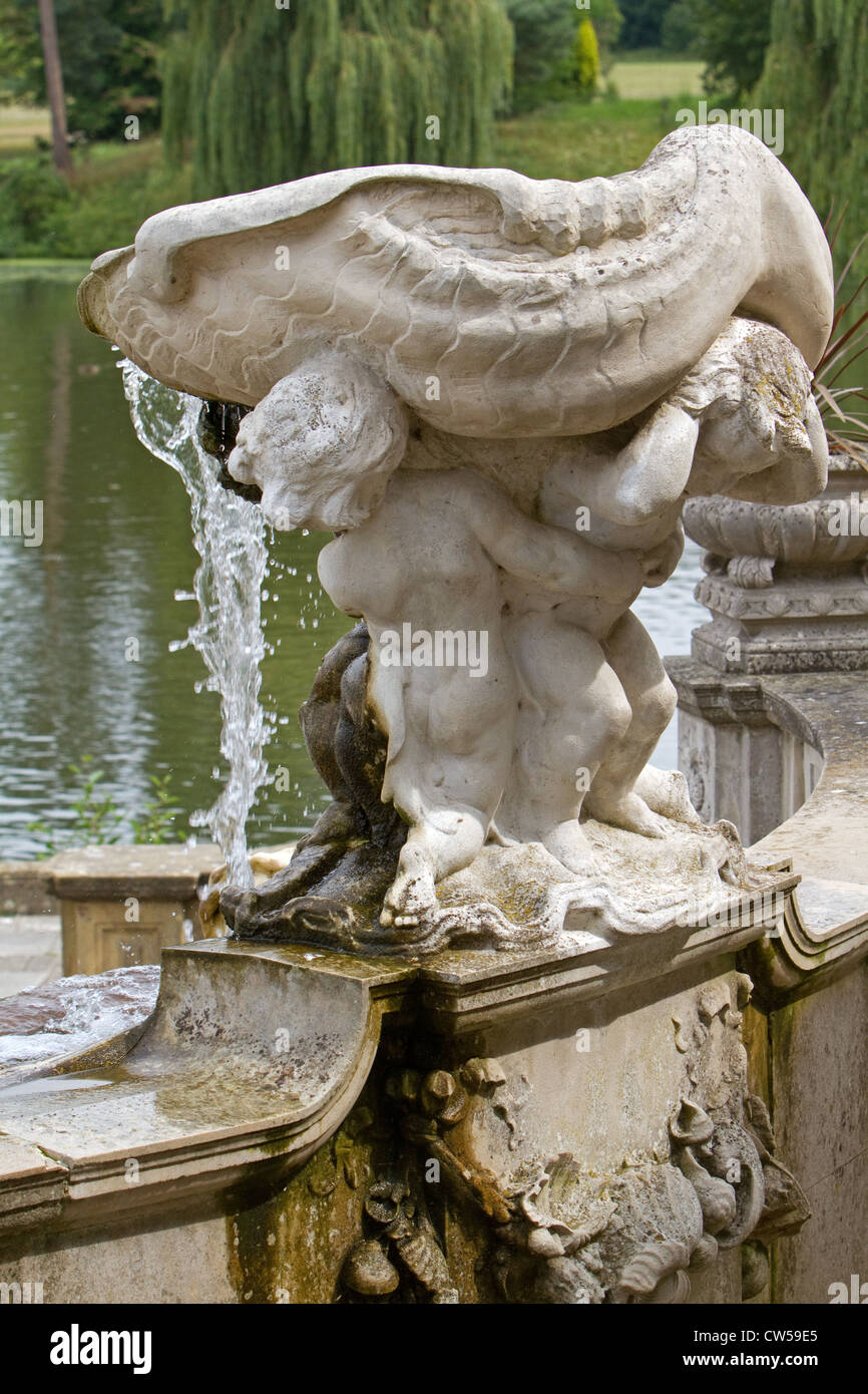 A water fountain at Hever castle and gardens in kent Stock Photo Alamy