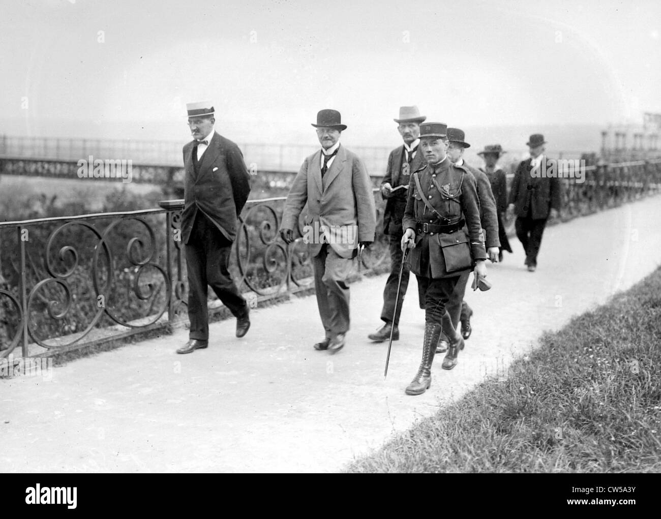 Treaty of Saint-Germain, the German delegates out for a walk Stock Photo
