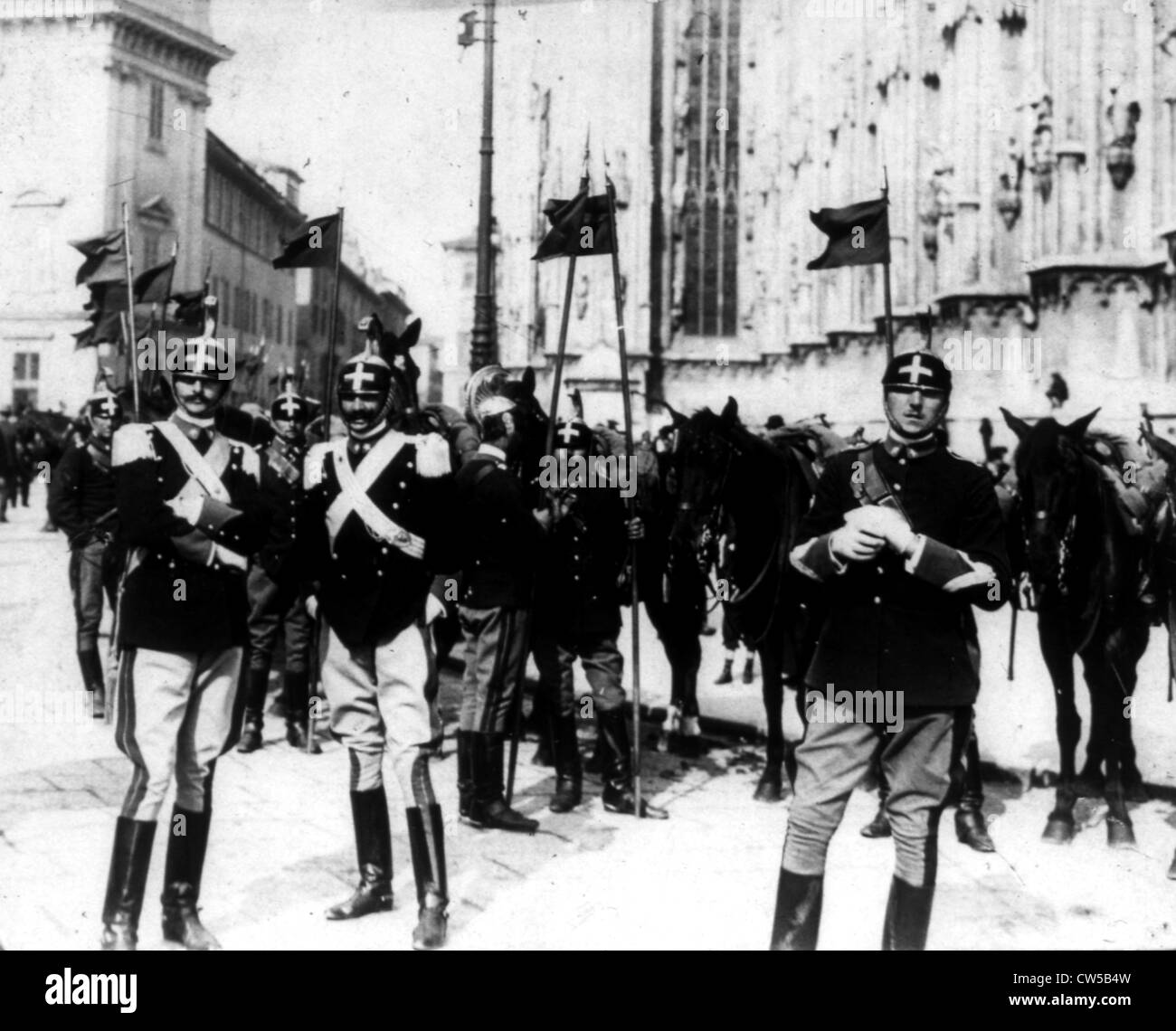 Italian Army, the cavalry leaving for Tripoli Stock Photo