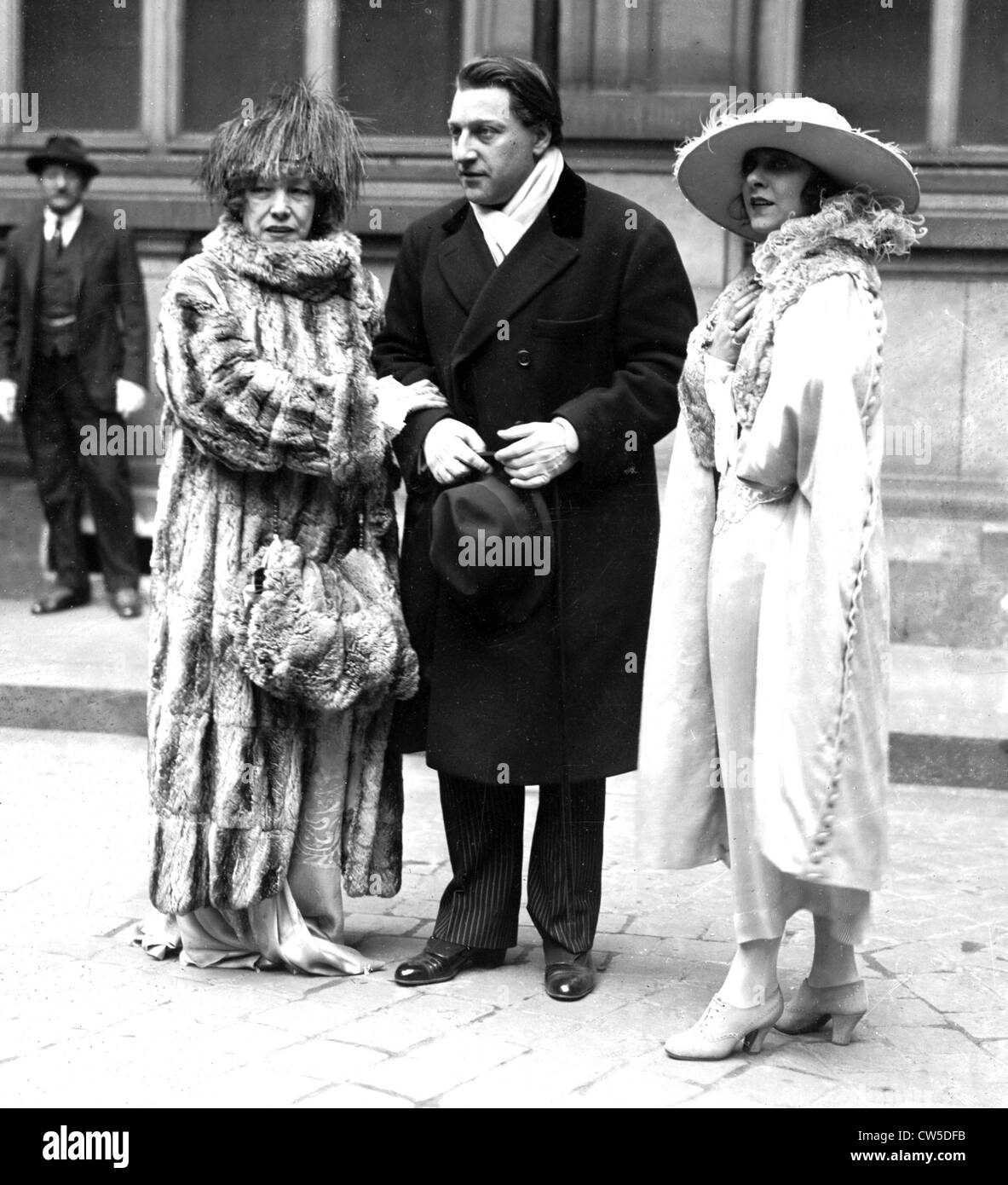 Wedding of Sacha Guitry and Yvonne Printemps. Sacha Guitry, Yvonne Printemps and Sarah Bernhardt. Stock Photo