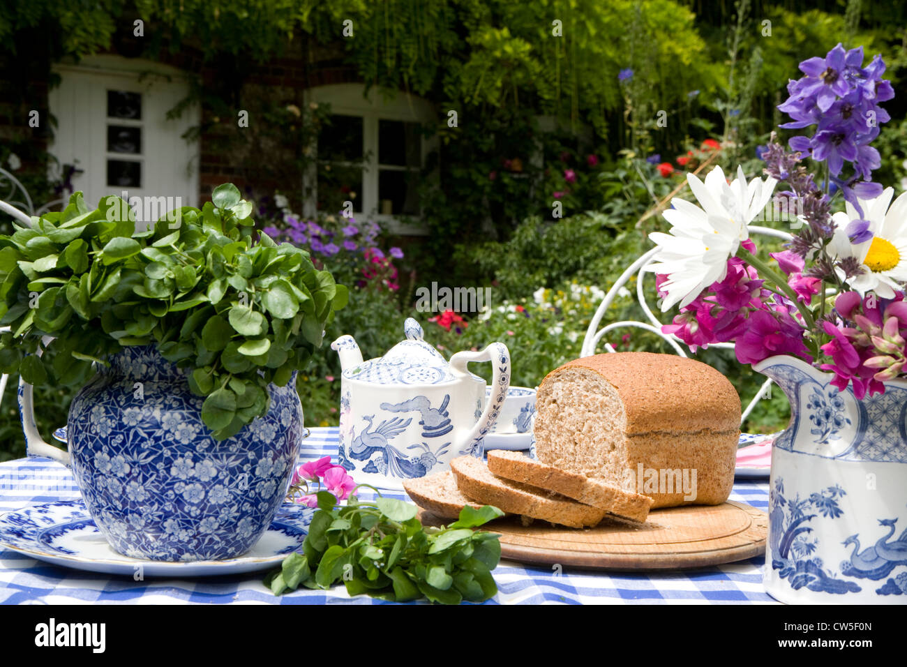 Hampshire traditional English tea with watercress Stock Photo Alamy