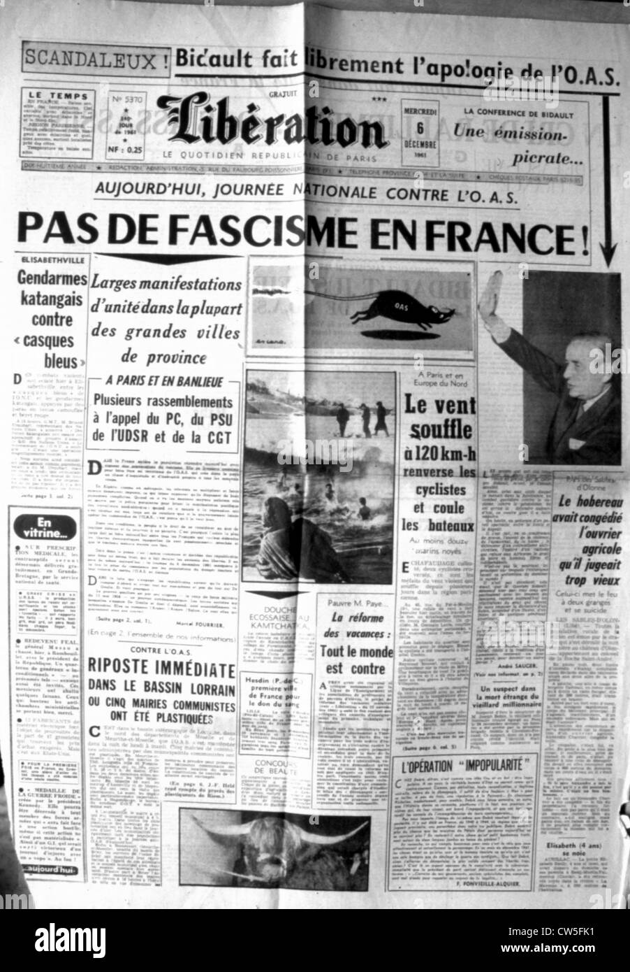 War in Algeria, Front page of the newspaper 'Libération' Stock Photo