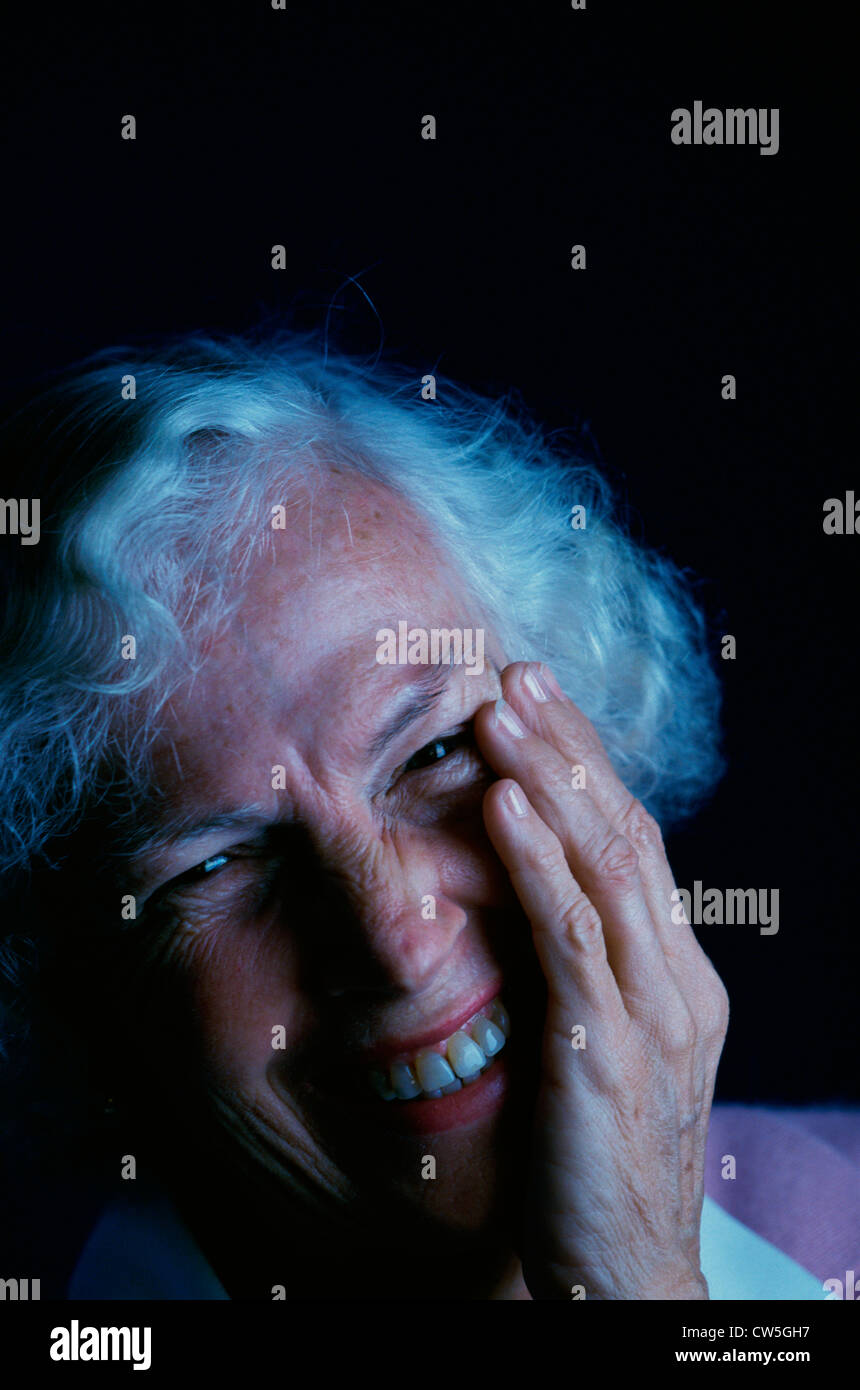 Senior black woman hi-res stock photography and images - Alamy