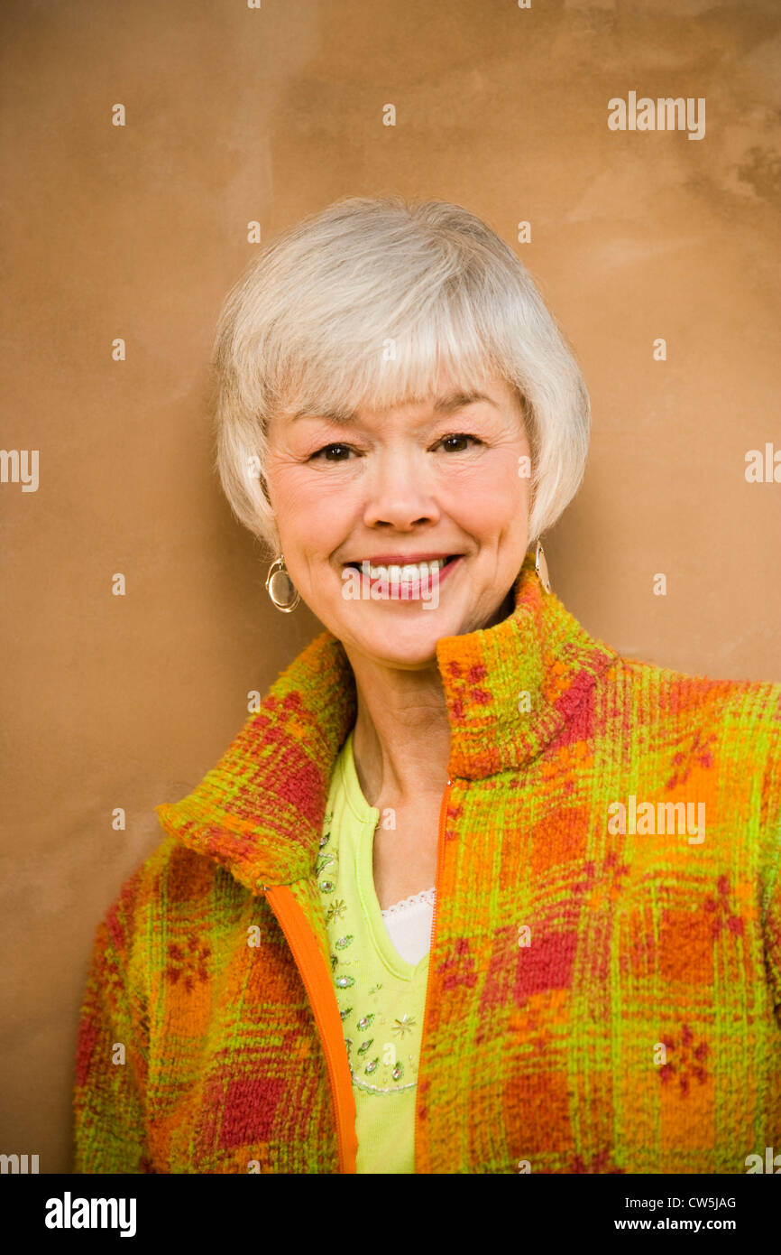 Portrait of a woman smiling Stock Photo - Alamy
