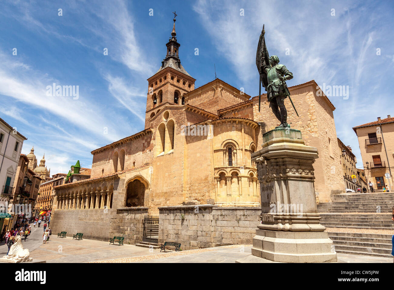 Segovia, Spain, Europe. Statue of Juan Bravo in the Plaza Medina Del Campo outside the Church of San Martin. Stock Photo