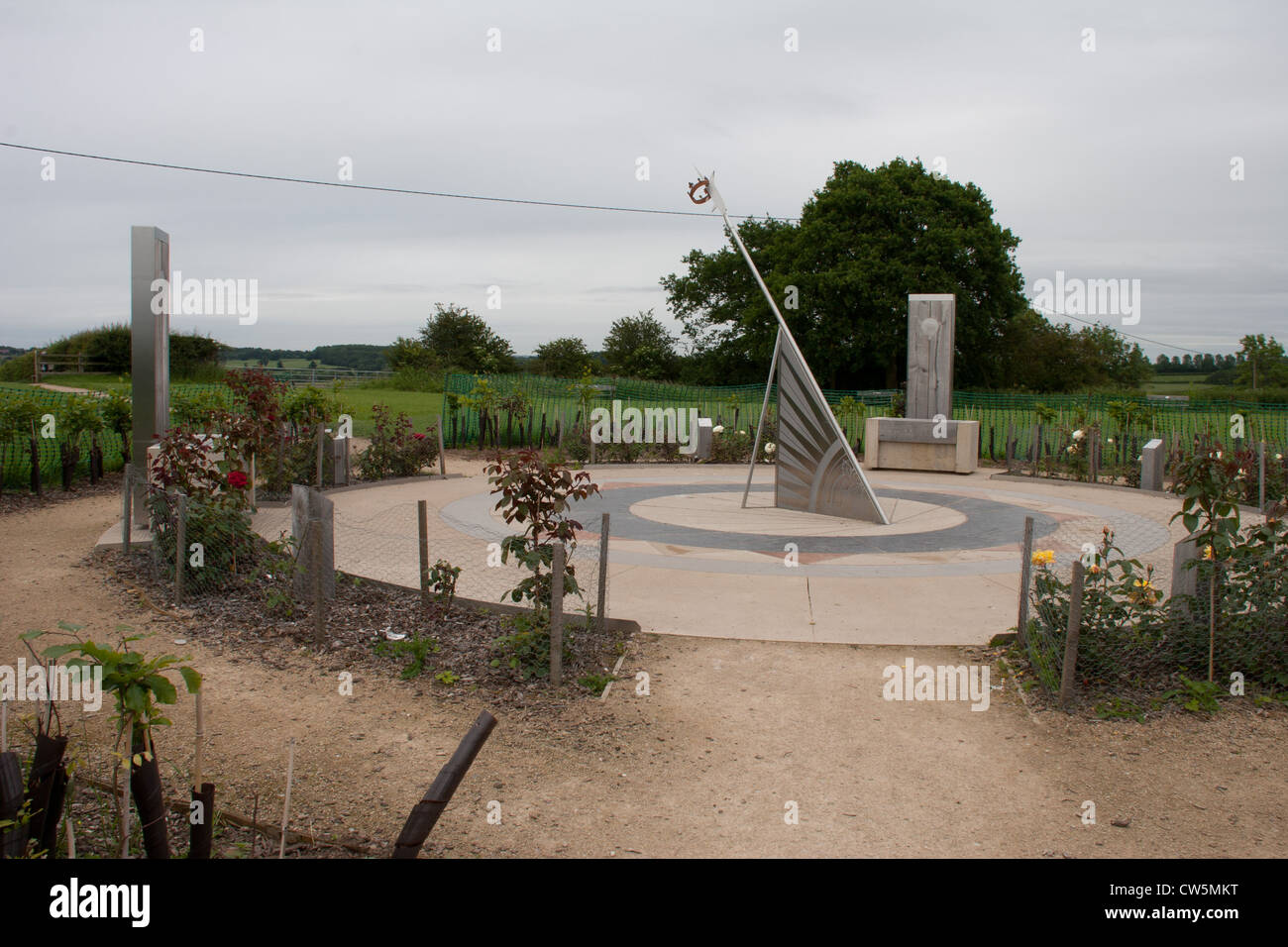 At the Heritage centre of Bosworth Battlefield, in a circular rose garden there is a sun dial. Stock Photo