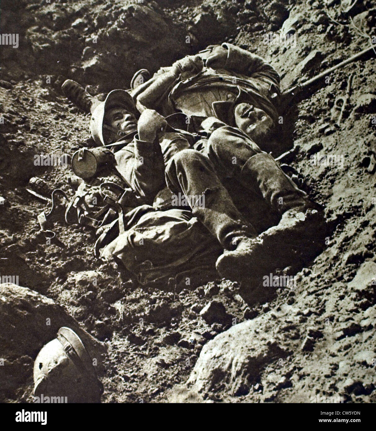 WW1 photo postcard of German war dead near trenches WW1 photo postcard of German war dead near trenches