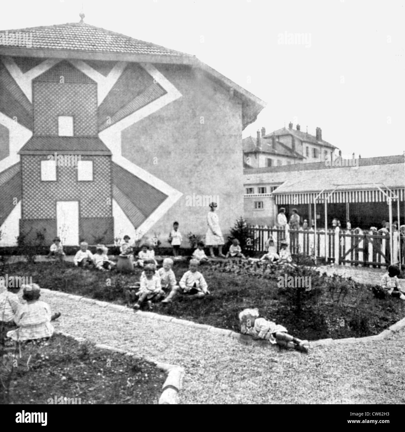 A kindergarden in a workers' housing estate of a coalmine in the Lorraine region, at St. Pierremont Mancieulles, 1930 Stock Photo