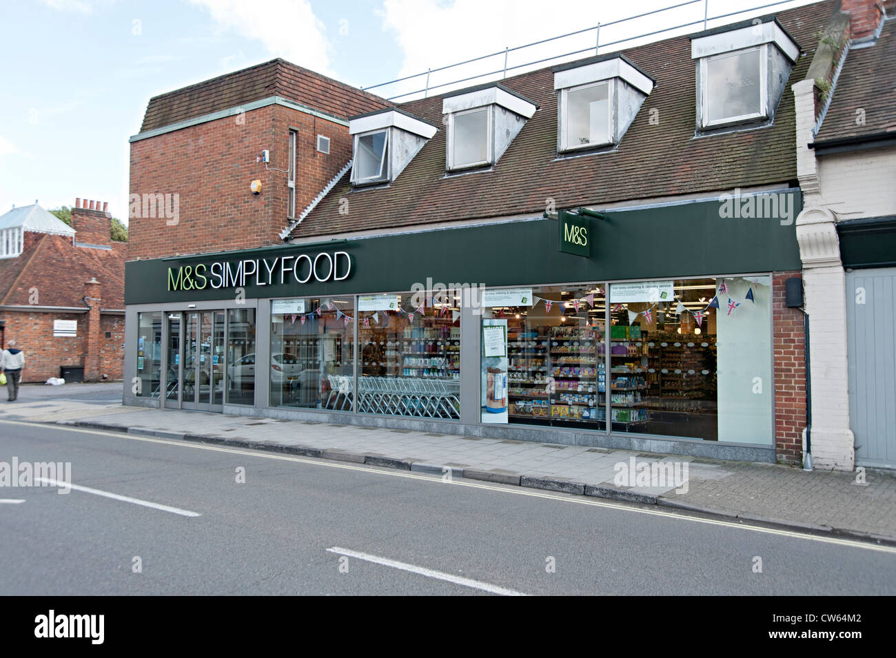 Mark And Spencer Retail High Resolution Stock Photography And Images Alamy