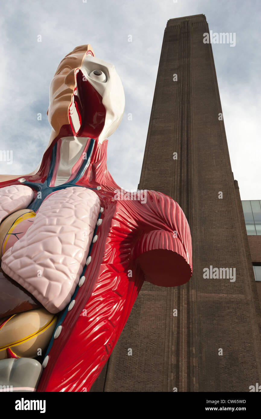 Damien Hirst's statue "Hymn" outside the Tate Modern gallery in London