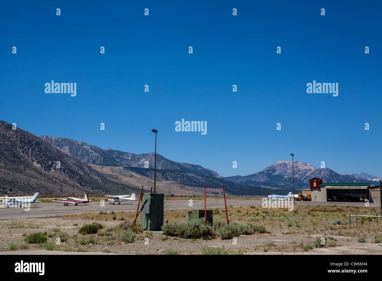 Mammoth Lakes Ca Airport