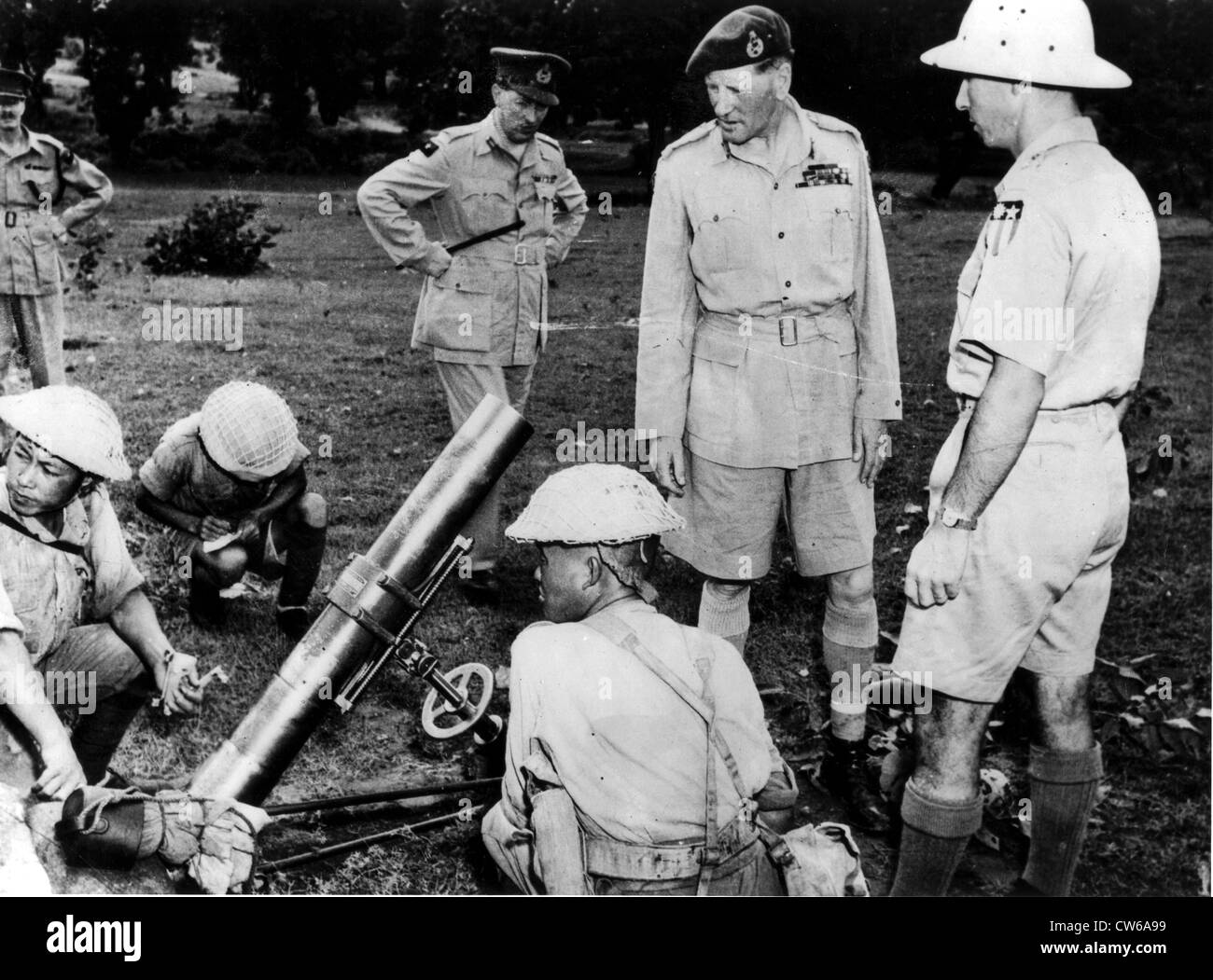 British General Sir Claude Auchinleck visits  a Chinese-American training center in India (1944). Stock Photo
