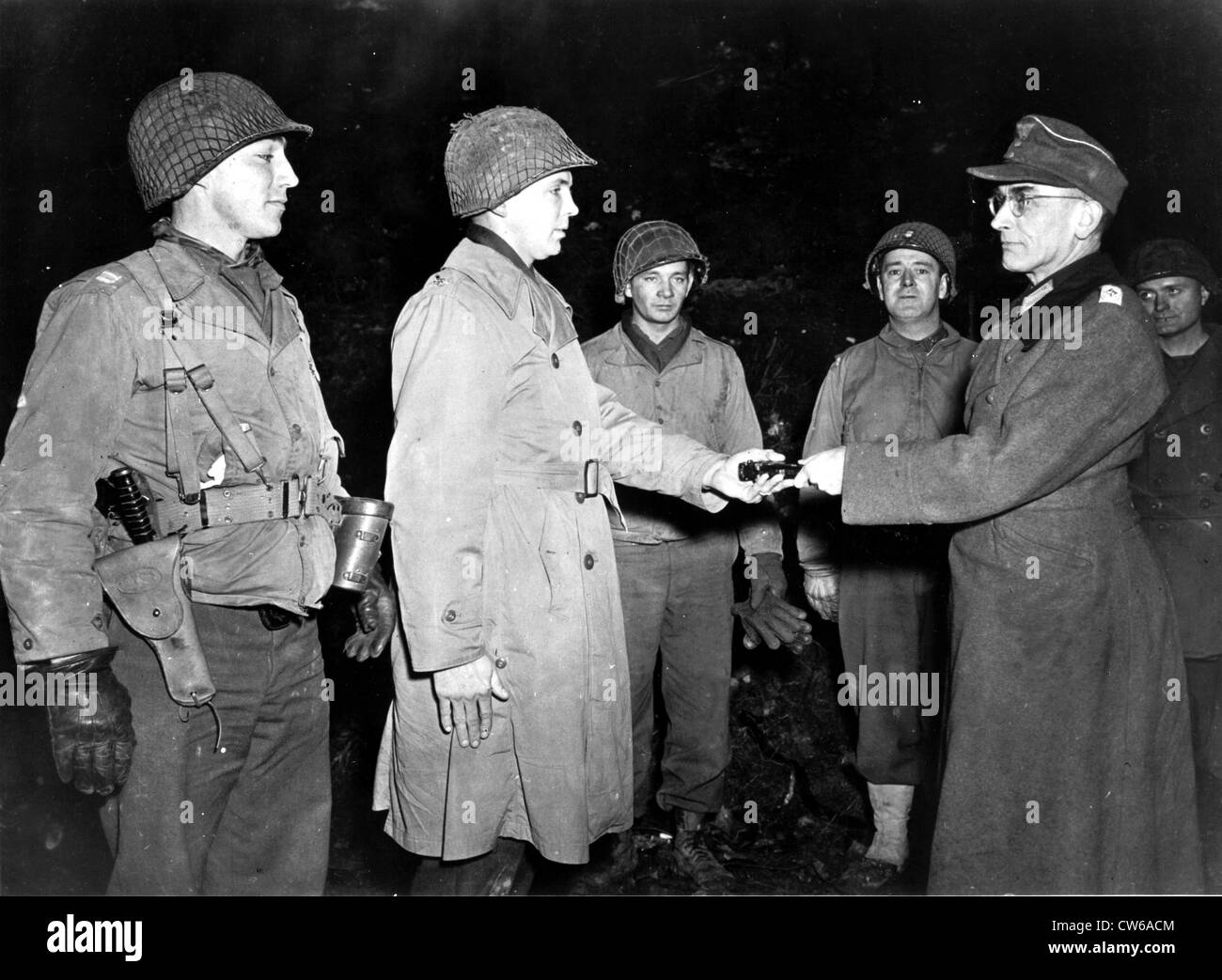 German fort commander surrenders to U.S officers in Metz area (December 6, 1944) Stock Photo